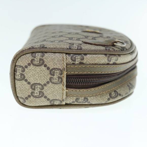 GUCCI GG Plus Supreme Clutch Bag PVC Leather Beige Auth 62976 - Picture 4 of 16